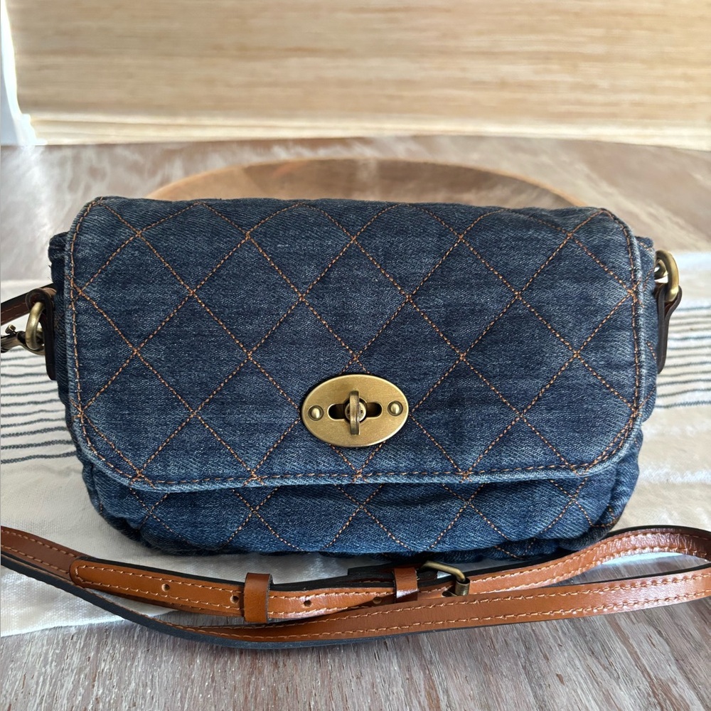 🌿🦋 Patricia Nash Quilted Stonewashed Blue Denim Bonny Crossbody Bag • NWOT